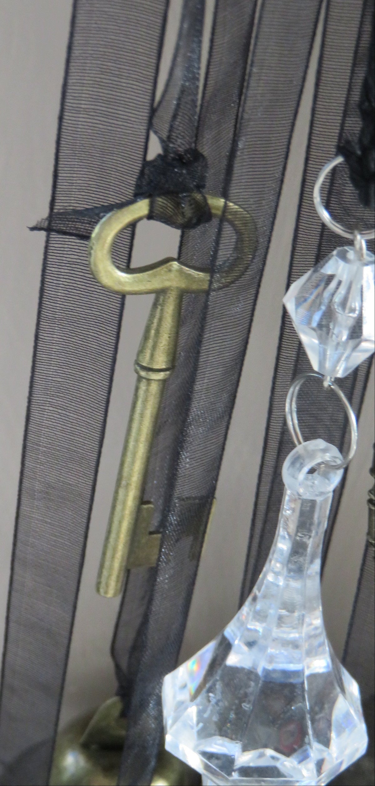 THE HOUSE OF RAVENSTONE WITCH BELLS